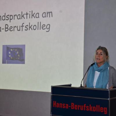 Hansa Berufskolleg Claudia Otto Informiert Ueber Die Auslandspraktika Fuer Auszubildende 18.09.2018 L V